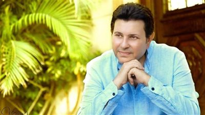 بعد هاني شاكر.. تعرف على أشهر المطربين الذين شغلوا منصب النقيب 