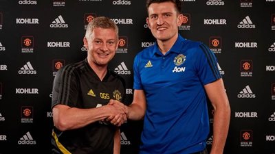 رسميا.. نجم الثعالب أغلي مدافع في العالم