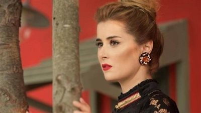 عائشة بن أحمد: «فلوس تامر حسني» مش في العيد