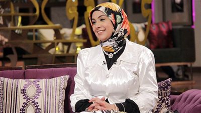 «عبايات» دعاء عامر فى الساحل الشمالى