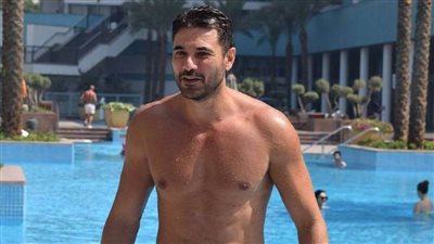 بنات «السوشيال ميديا» : أحمد عز «Bad Boy» بس نينجا 