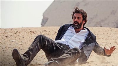 بالإيرادات : كريم عبدالعزيز يقترب من تحطيم رقم عز وكرارة