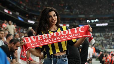 سوبر «الريدز والبلوز» في 33 صورة 