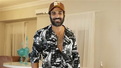 بالفيديو..  أحمد فهمي: ما يحدث مع صلاح الأن يؤكد مقولة «إحنا ملوك الهري»