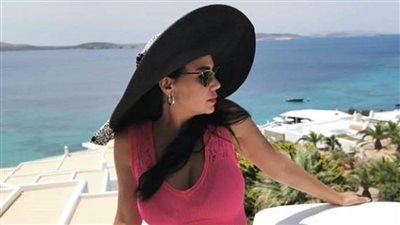  الإجازة من وجهة نظر رانيا يوسف