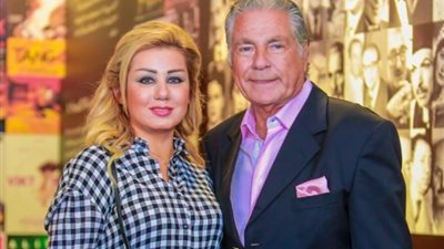 مصطفى فهمي وزوجته على الشاشة لأول مرة