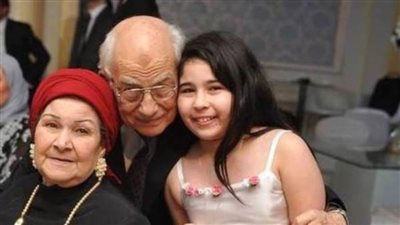 كيف دعمت زوجة رشوان توفيق بداياته الفنية؟ 