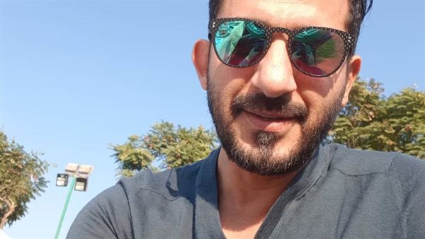 أحمد حلمي