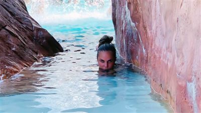 نيكول سابا من تركيا: انتظروني في المنيا الجديدة 