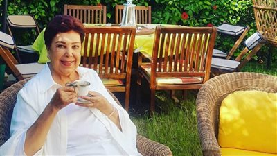 نجوم في حب رجاء الجداوي في عيد ميلادها الـ 80 