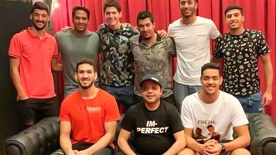 محمد هنيدي مع أبطال كأس العالم «3أيام في الساحل» 