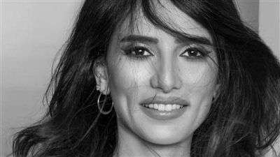 بالفيديو : زينه تتحدي مش هتجوز تاني وقلبي مع أولادي