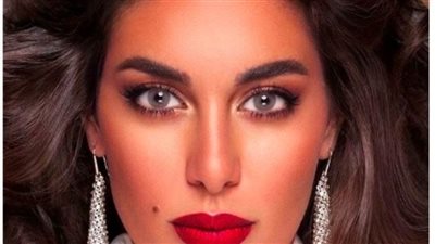 «مين دي؟» .. ياسمين صبري تروج لـ عدساتها بـ «لوك جديد»