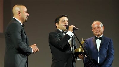 بالفيديو : هنيدي بعد تكريمه من مهرجان الجونه .. ينعي شهداء مصر من الجيش والشرطة