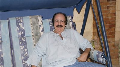 وفاة  طلعت زكريا بعد صراع مع المرض والعزاء الخميس بالحامدية الشاذلية