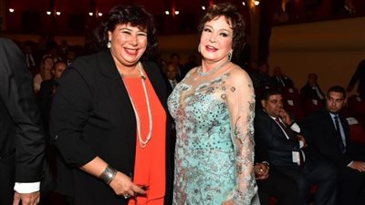 بالصور .. وزيرة الثقافة ونجوم الفن يتوافدون علي حفل افتتاح مهرجان الإسكندرية 