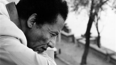 سؤال : متي يري مسلسل مصطفي محمود النور؟ والإجابة داخل الخبر 