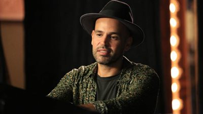 «أبو» يصور «حبيبى يا ليل» .. وينتظر داليدا خلال أيام