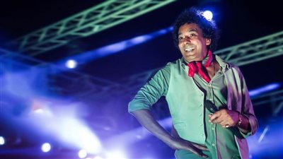 منير يطرح «مصر السمرة» خلال أيام ويصورها فيديو كليب