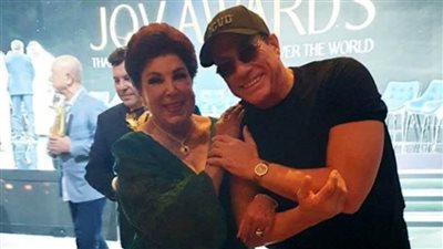 رجاء الجداوي : فان دام تأثر بي وشاروخان قالي «أتمني أقابلك مرة تانية»