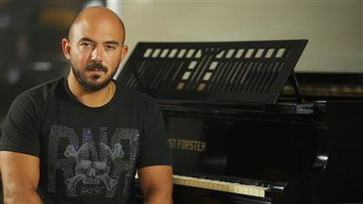 بالفيديو .. محمود العسيلي :  نفسي أمثل دور شرير أو قاتل محترف