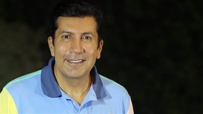 بالفيديو : هاني رمزي يحكي عندما رفض والده دخوله التمثيل 