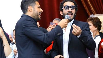 دويتو حلمي وحماقي وزغرودة وفاء علي شرف فتيات «تحيا مصر»