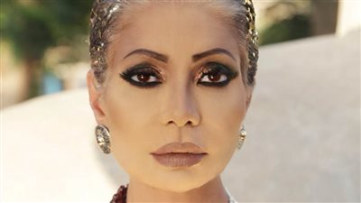 سوسن بدر تنتهي من بروفات The makeup master class tour