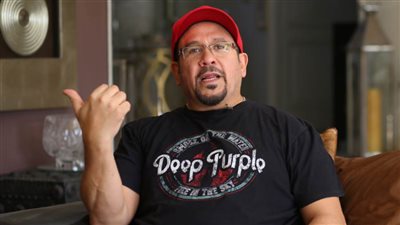 بالفيديو .. هشام عباس : إسم ألبومي إتغير 4 مرات