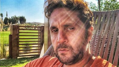 هشام ماجد ضيف «الفاميليا»لـ أحمد أمين