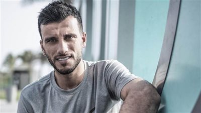 الأهلي يخطط لخطف السومة بمساعدة شخصية سعودية شهيرة