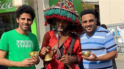 حمدي الميرغني وأوس أوس «زبالين» في «إتنين في الصندوق»