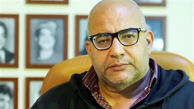 بالفيديو .. شاهد رد فعل بيومي فؤاد عندما سألناه : كم دور اعتذرت عنه؟