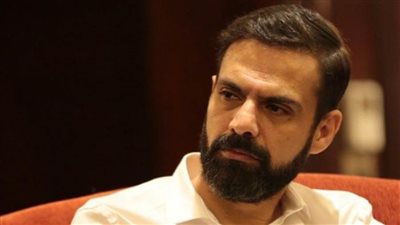 أمير طعيمة : كل ممثل في مسرحية «عطل فني» يظهر بثلاث شخصيات