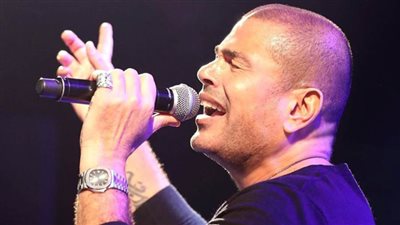 عمرو دياب يستقر على أغنية جديدة من ألحان محمد يحيى 