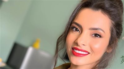 يحدث الأن .. كارمن سليمان تحتفل بحدث جديد فى الجامعة الأمريكية 