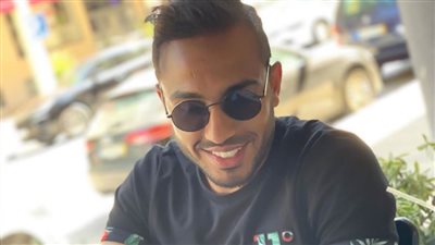 كهربا الأن : أنا راكن في جراج الأوبرا ومستني مكالمة لدخول الأهلي