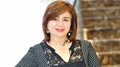 إلهام شاهين تكشف قصة فيلمها الجديد «حظر تجول»