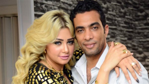 شادي محمد وزوجته