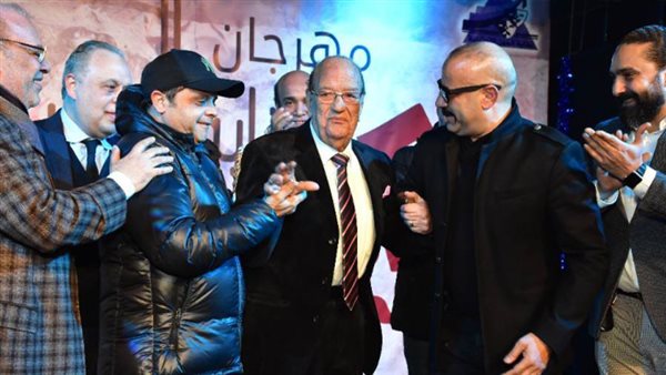 حسن حسني أثناء تكريمه