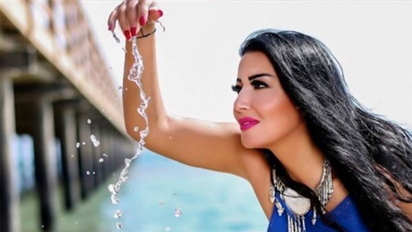 سمية الخشاب