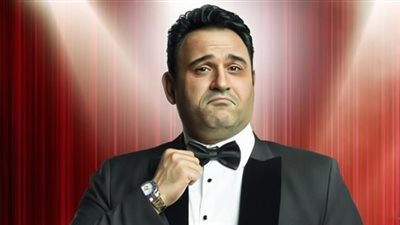 أكرم حسني مع أبطال «عطل فني» في جدة بعد أسبوعين