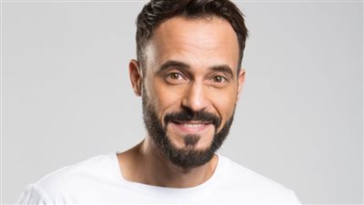 يوسف الشريف في مدينة الإنتاج لتصوير «النهاية»