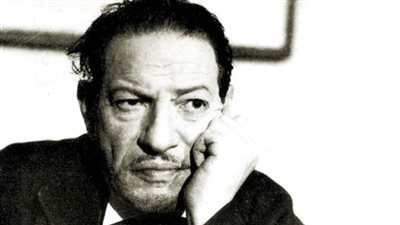 «شارلي شابلن مصر» .. خبر أبيض يعرض صفحات من مذكرات نجيب الريحاني في ذكرى ميلاده