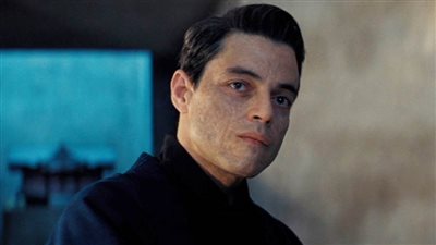 رامي مالك يكشف سبب ظهوره بوجه مشوه في فيلم «جيمس بوند» الجديد