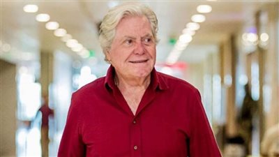 حسين فهمي ينتهي من «2 طلعت حرب» بعد 3 أيام