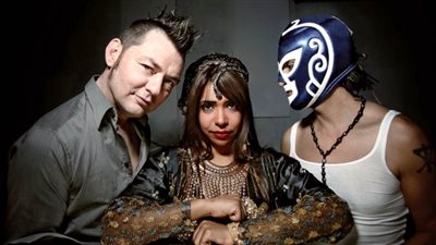 هند الراوي مغنية «الفيل الأزرق» تحيي حفل مع فرقة أورنج بلوسوم في باريس .. الليلة