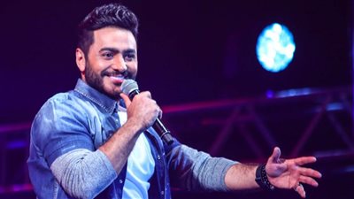 يبدأها بحفل زد بارك .. 4 حفلات لتامر حسني في مارس