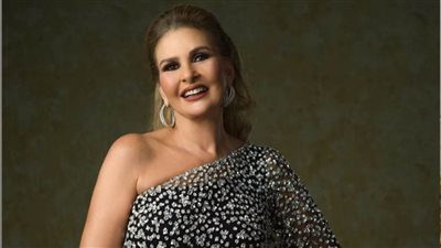 ليس بسبب كورونا .. التفكير في تأجيل عرض فيلم يسرا «صاحب المقام» 