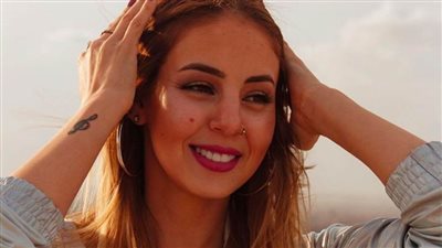 شهد الشعراوي تستقل عن فرقة Young Pharoz بـ «بيبان الخوف» 